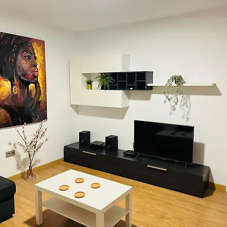 Апартаменти Yudelmys Confort